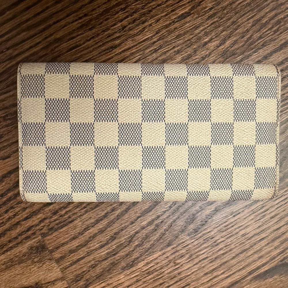 Louis Vuitton Damier Azure Sara Wallet - Picture 3 of 12